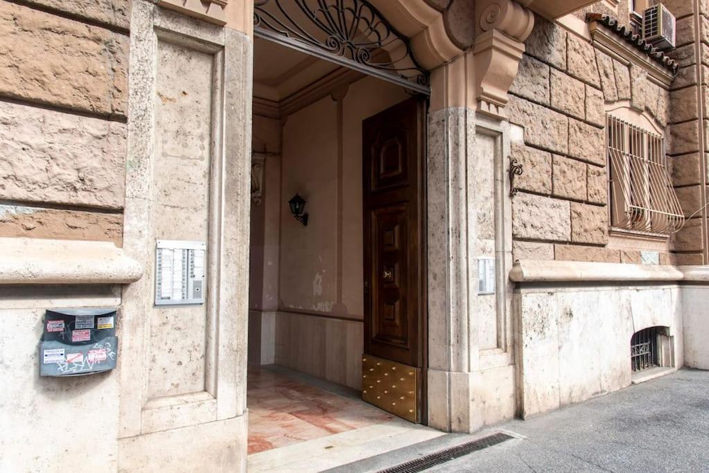 Domus Viola In San Giovanni Roma Dış mekan fotoğraf